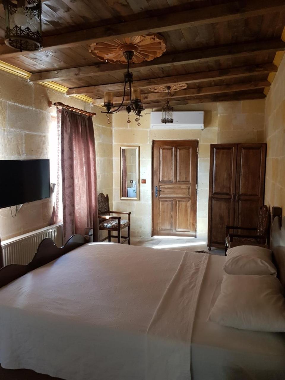 גורמה Vineyard Cave Hotel מראה חיצוני תמונה
