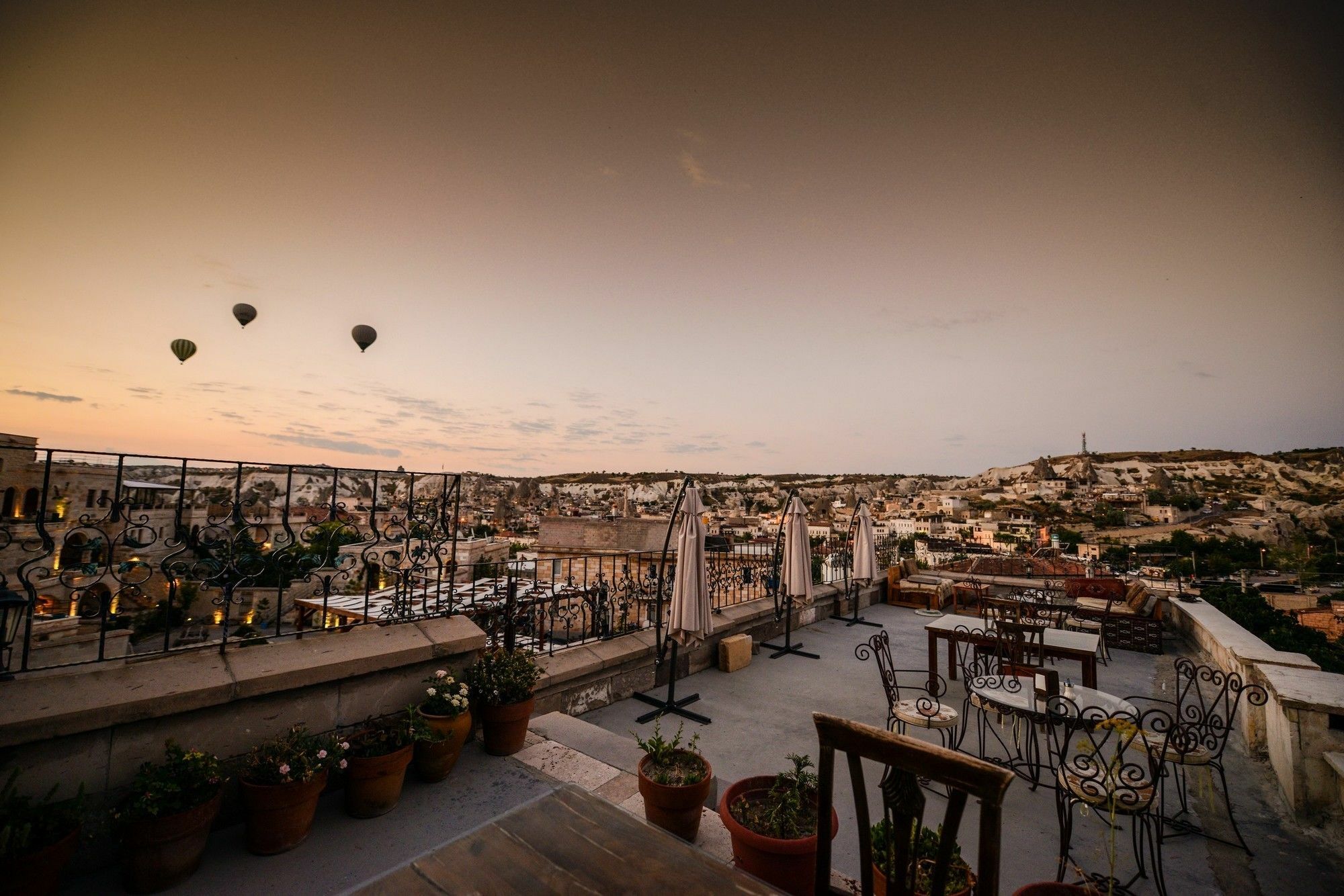 גורמה Vineyard Cave Hotel מראה חיצוני תמונה