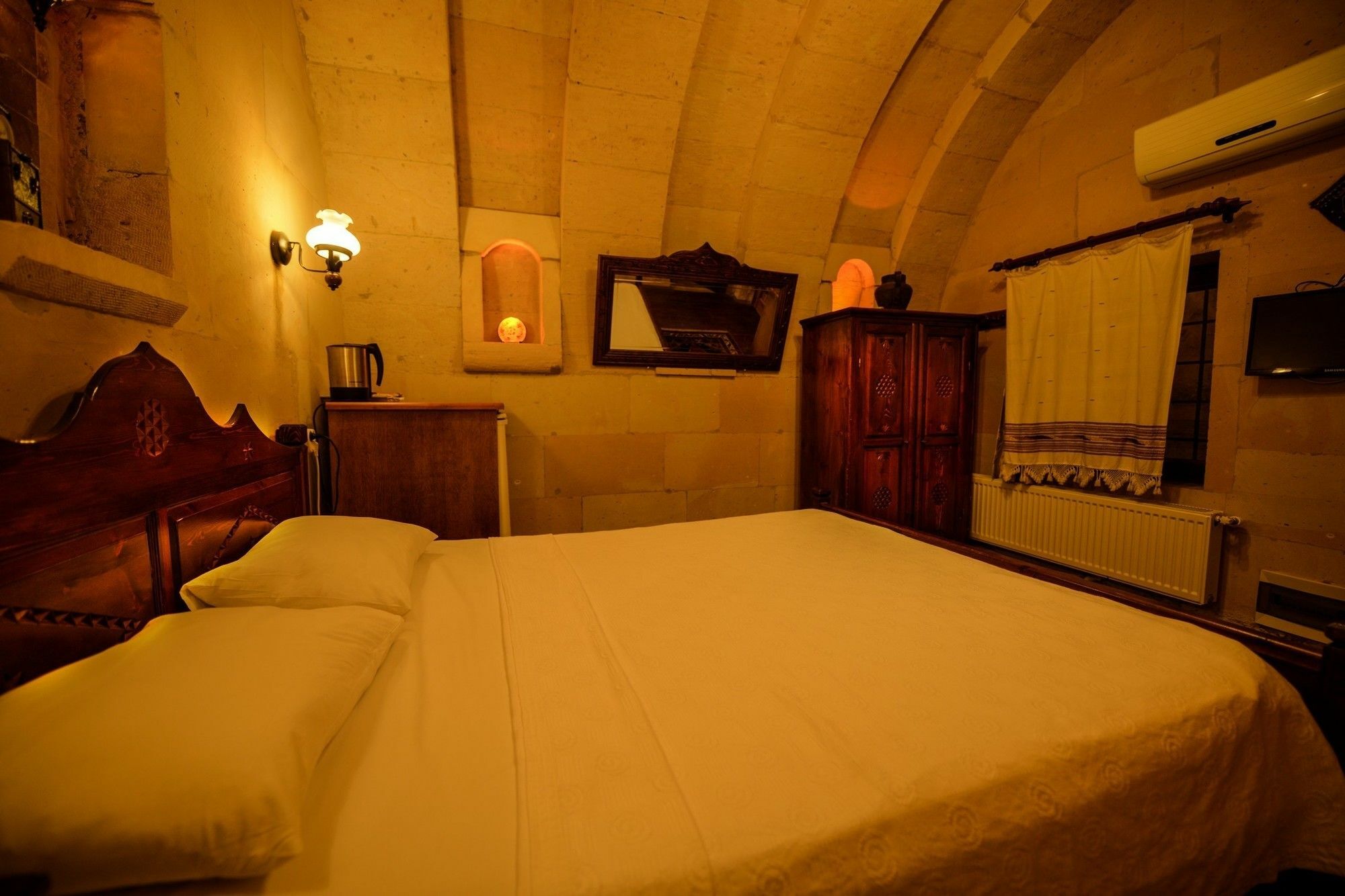 גורמה Vineyard Cave Hotel מראה חיצוני תמונה