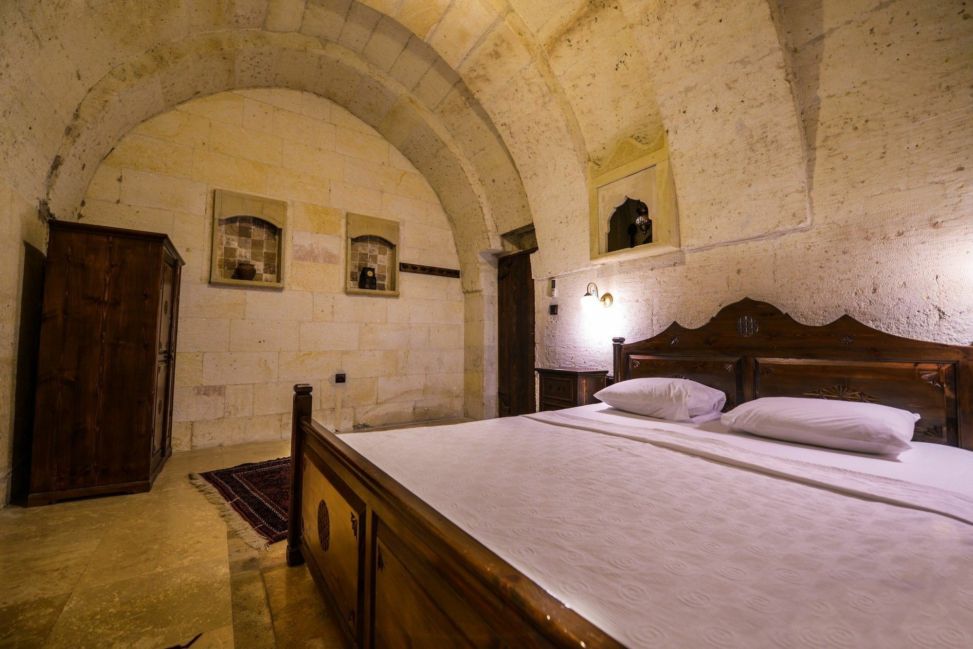 גורמה Vineyard Cave Hotel מראה חיצוני תמונה