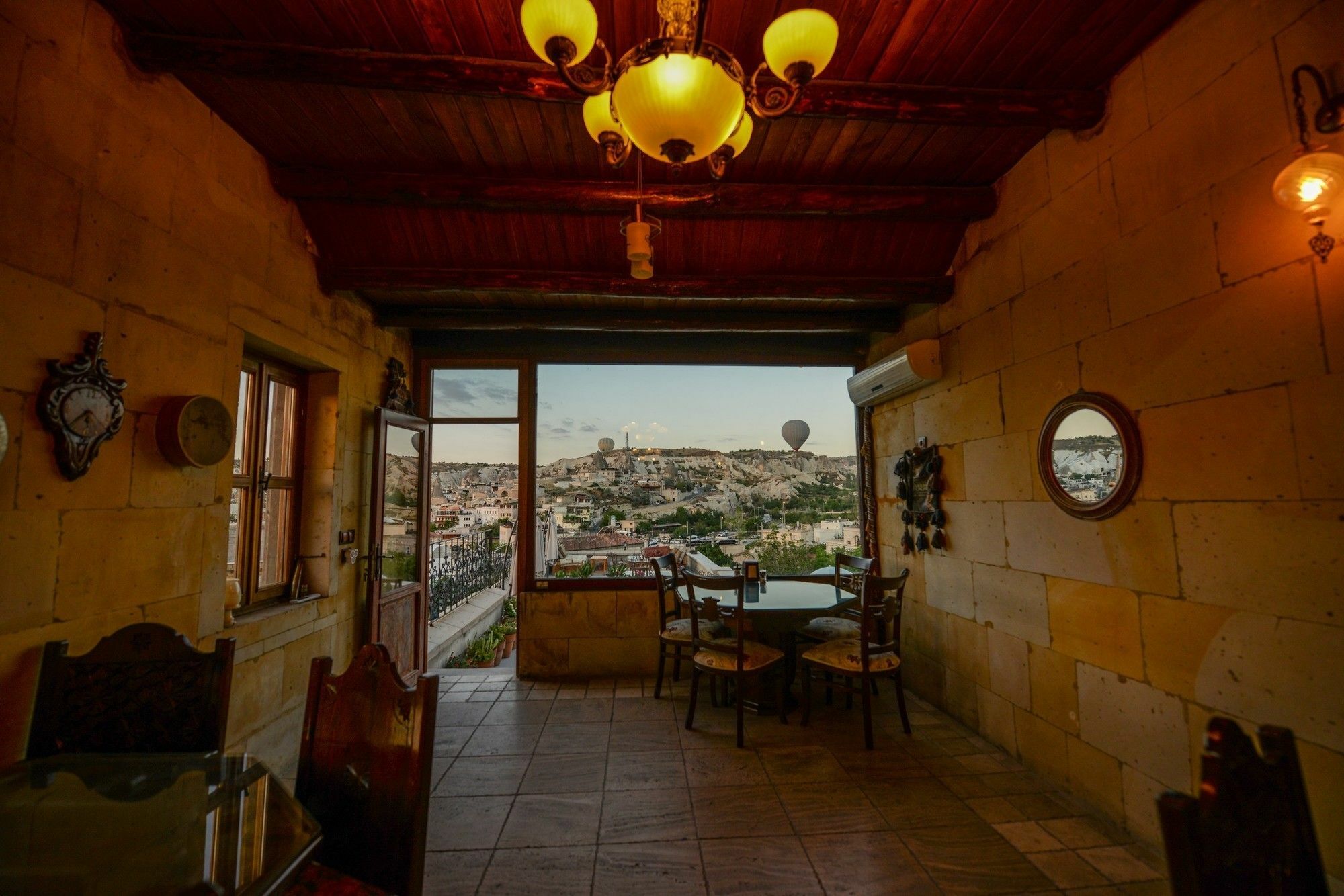 גורמה Vineyard Cave Hotel מראה חיצוני תמונה